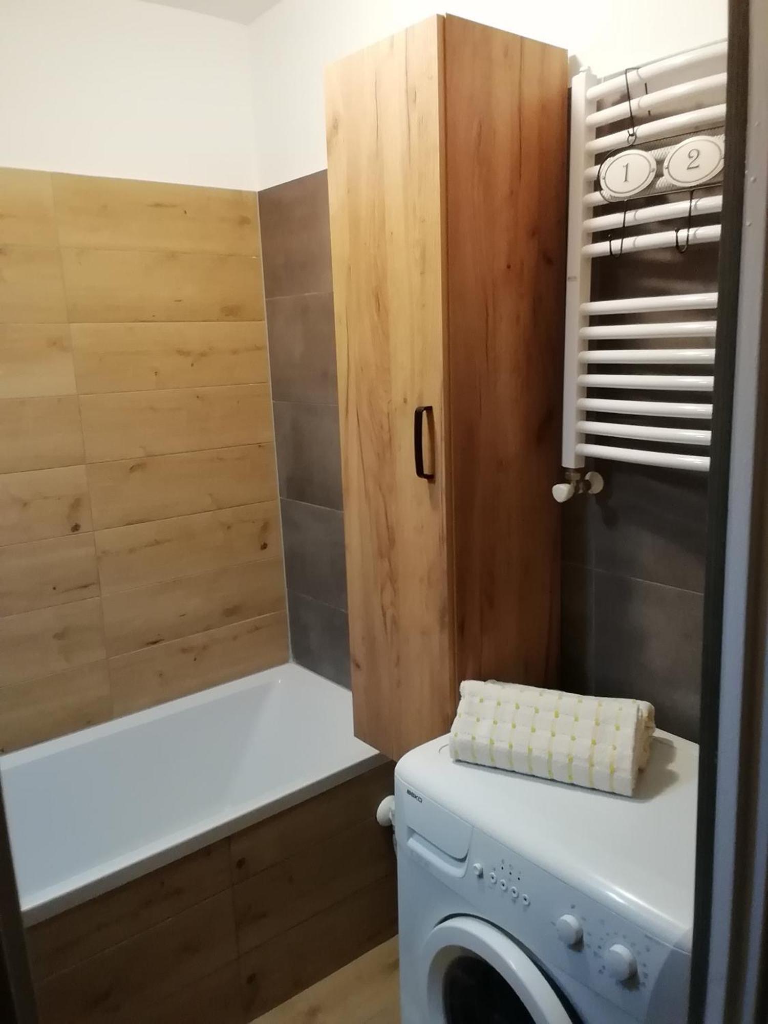 Szept Plazy Apartment *